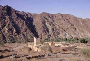 The summer palace of Sheikh Abdullah bin Hamdan al-Sharqi, Wadi Hayl, Fujairah (Photograph by Dr Mark Beech)